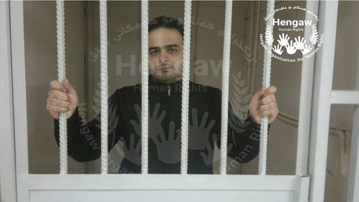 دانیشتنی دادگای هووشەنگ رەزایی بەندکراوی مەحکووم بەسێدارە، پاش ٩ ساڵ بەندکران جارێکی دیکە بەبێ پارێزەر بەڕێوەچوو دانیشتنی دادگای هووشەنگ رەزایی بەندکراوی مەحکووم بەسێدارە، پاش ٩ ساڵ بەندکران جارێکی دیکە بەبێ پارێزەر بەڕێوەچوو