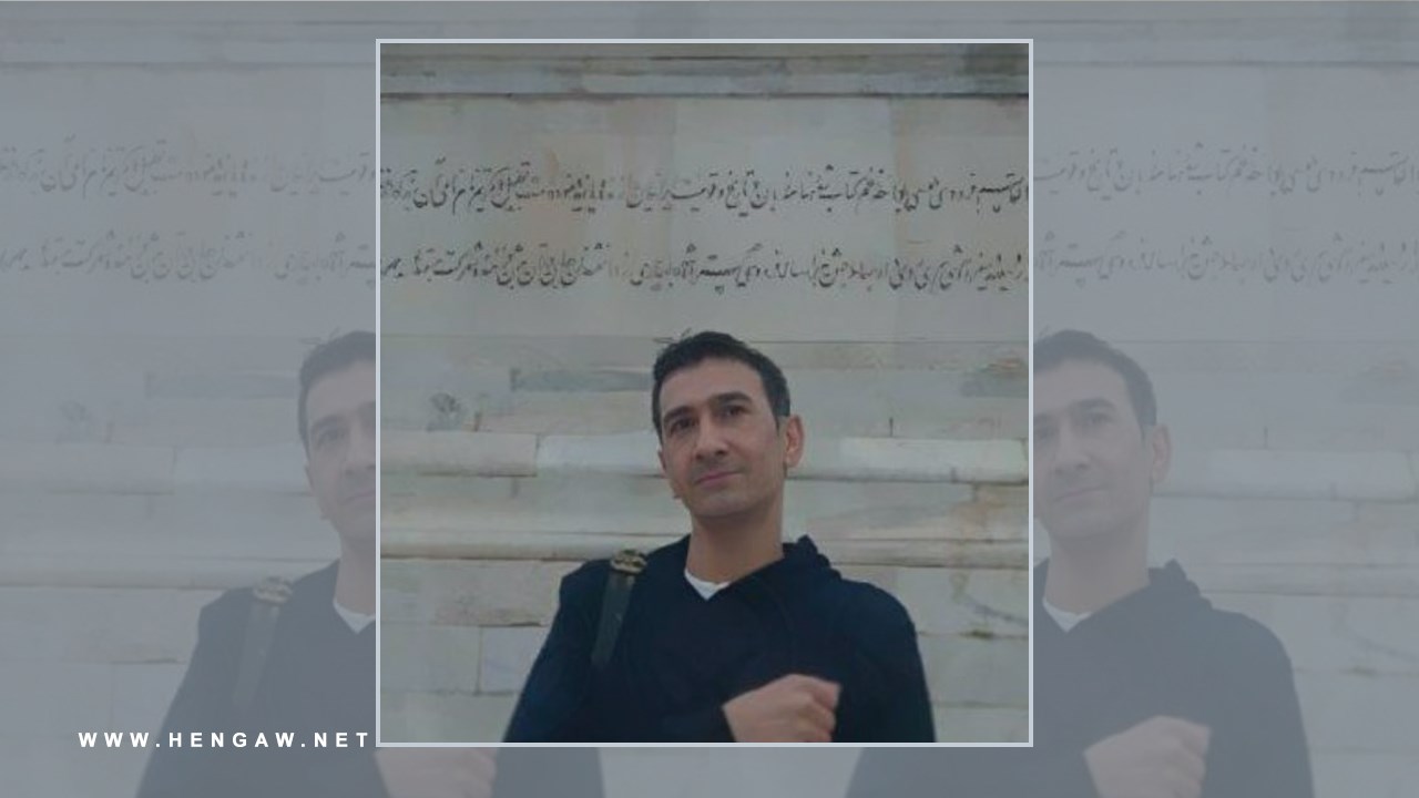 Hadi Ateshbar, a former political prisoner, was sentenced to five years and six months in prison
