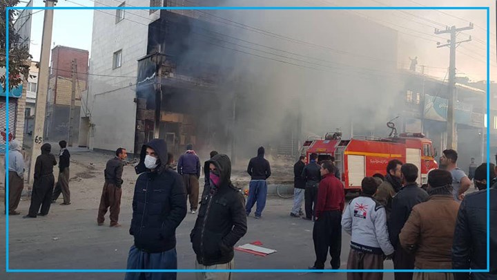 بازداشت پنج شهروند دیگر در سنندج از جملە یک نوجوان ١٧ سالە بازداشت پنج شهروند دیگر در سنندج از جملە یک نوجوان ١٧ سالە